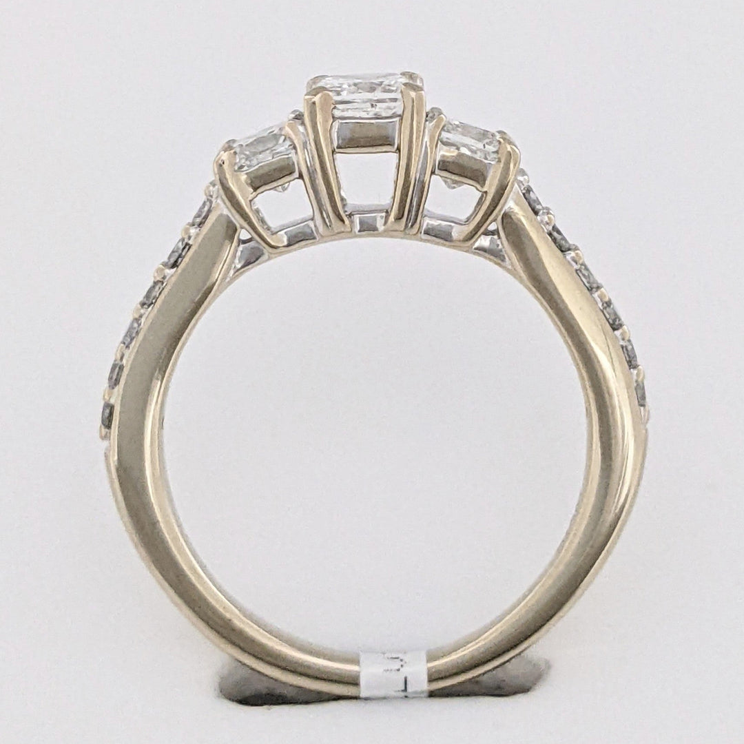 14K WHITE .73 CARAT TOTAL WEIGHT SI2 H DIAMOND PRINCESS CUT (3) WITH (12) ROUND ESTATE RING 2.4 GRAMS