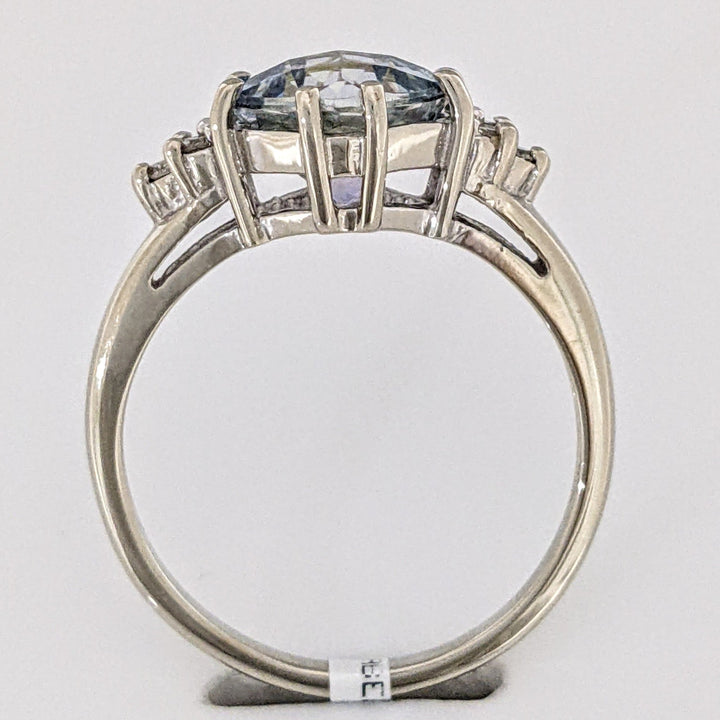 10K WHITE MYSTIC TOPAZ CUSHION CUT 8MM WITH (6) MELEE ESTATE RING 2.9 GRAMS