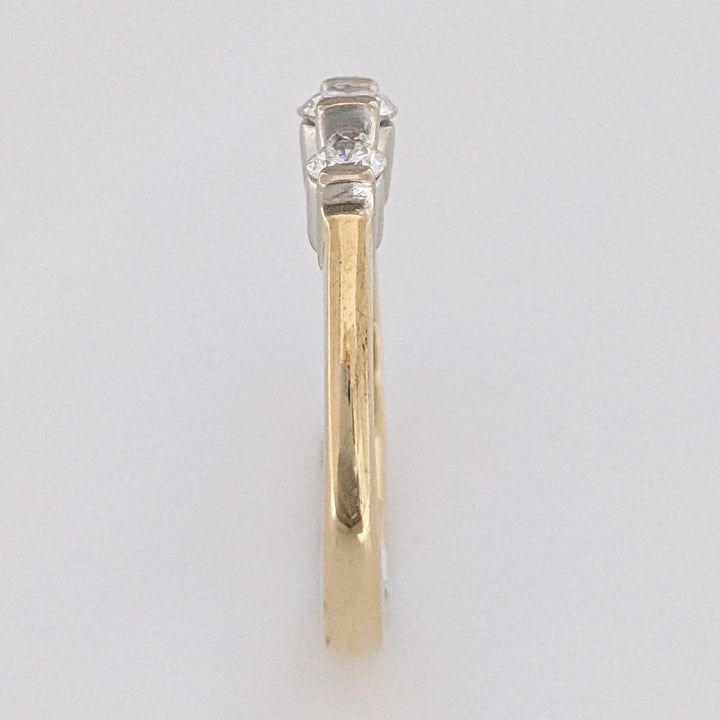 14K .40 CARAT TOTAL WEIGHT SI2 H DIAMOND ROUND (3) BAR SET TRINITY ESTATE RING 3.1 GRAMS