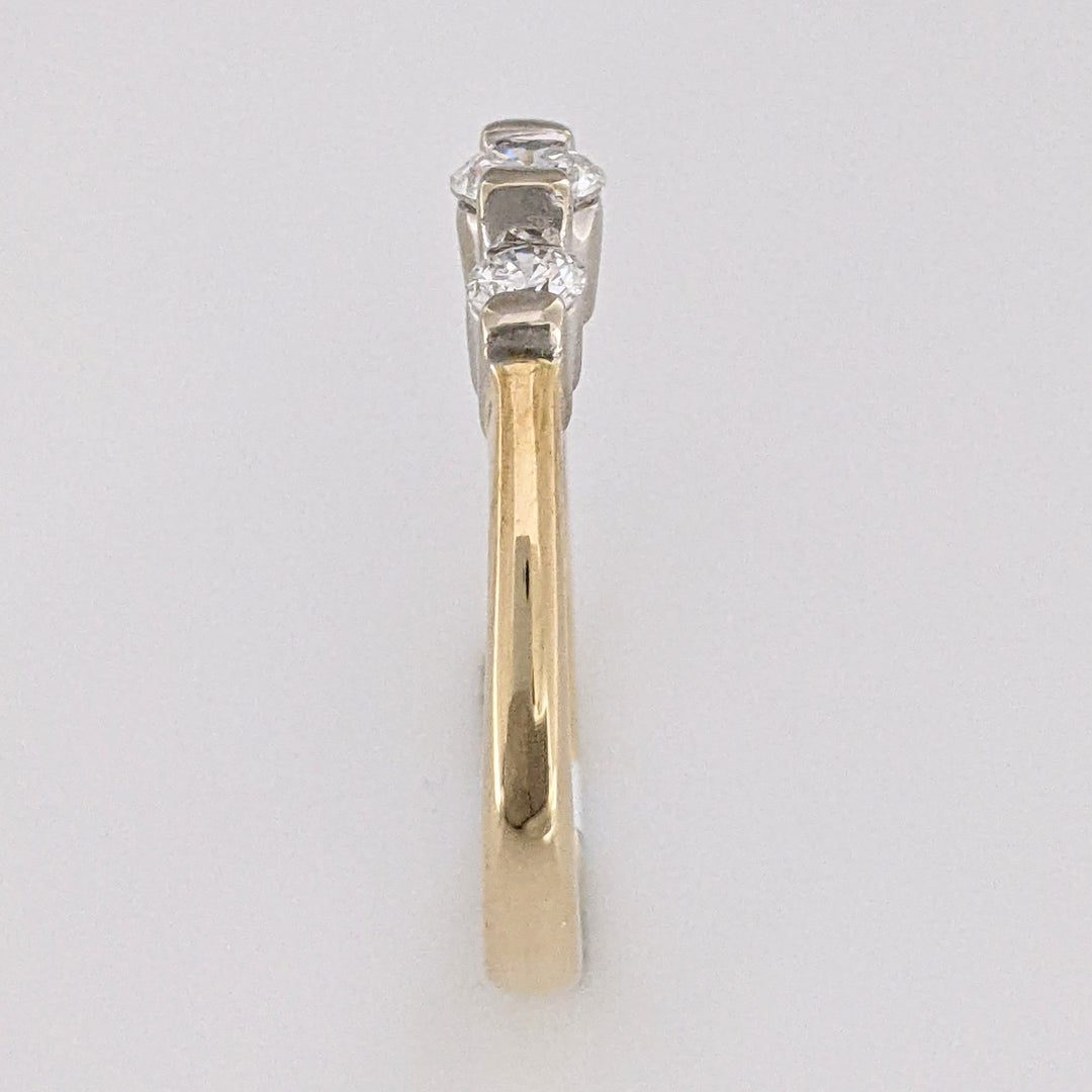 14K .40 CARAT TOTAL WEIGHT SI2 H DIAMOND ROUND (3) BAR SET TRINITY ESTATE RING 3.1 GRAMS