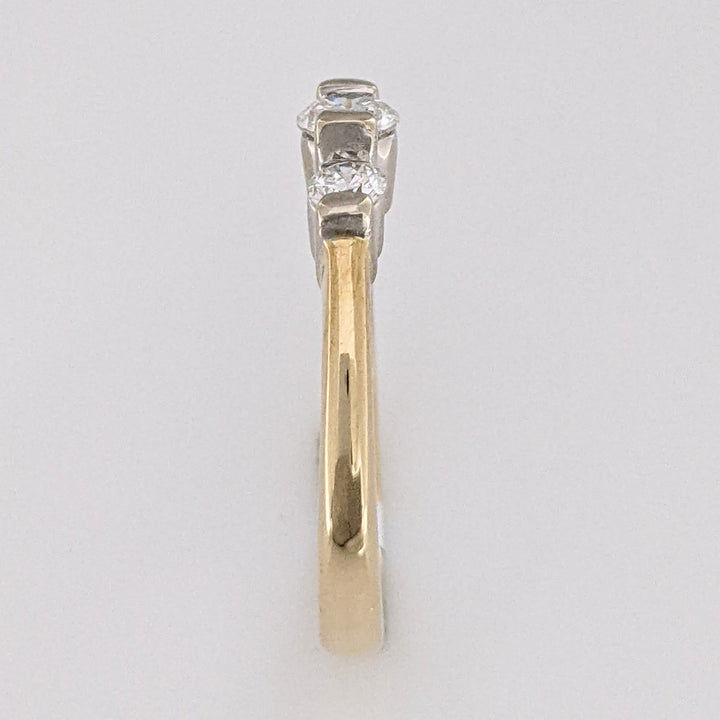 14K .40 CARAT TOTAL WEIGHT SI2 H DIAMOND ROUND (3) BAR SET TRINITY ESTATE RING 3.1 GRAMS