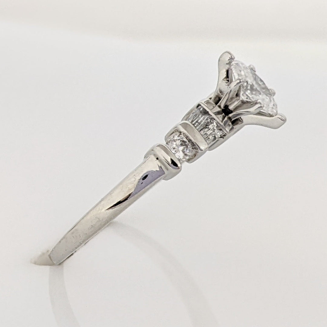PLATINUM .41 CARAT TOTAL WEIGHT I1 F DIAMOND (1) MARQUISE CUT WITH (4) BAGUETTE CUT (2) ROUND ESTATE RING 4.0 GRAMS