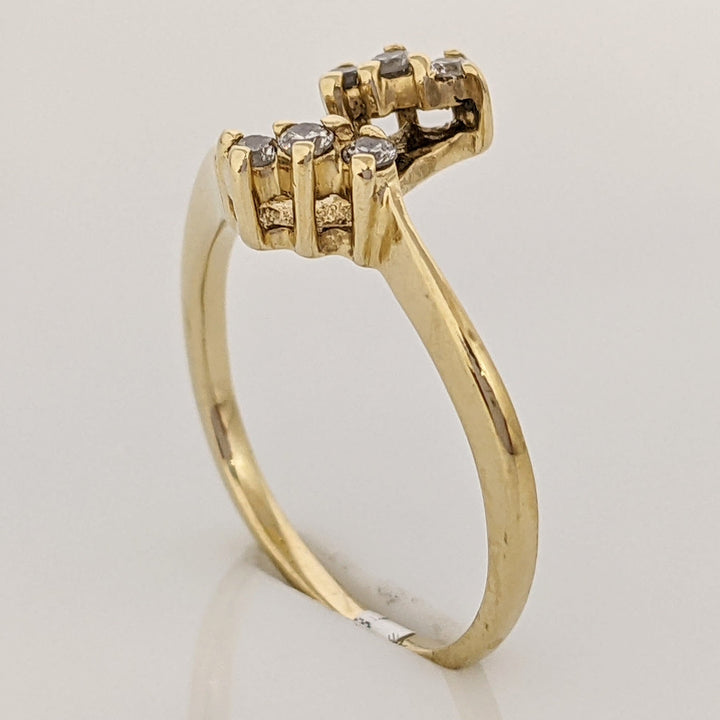 14K .12 CARAT TOTAL WEIGHT I1 H DIAMOND ROUND (6) ESTATE RING JACKET 1.8 GRAMS