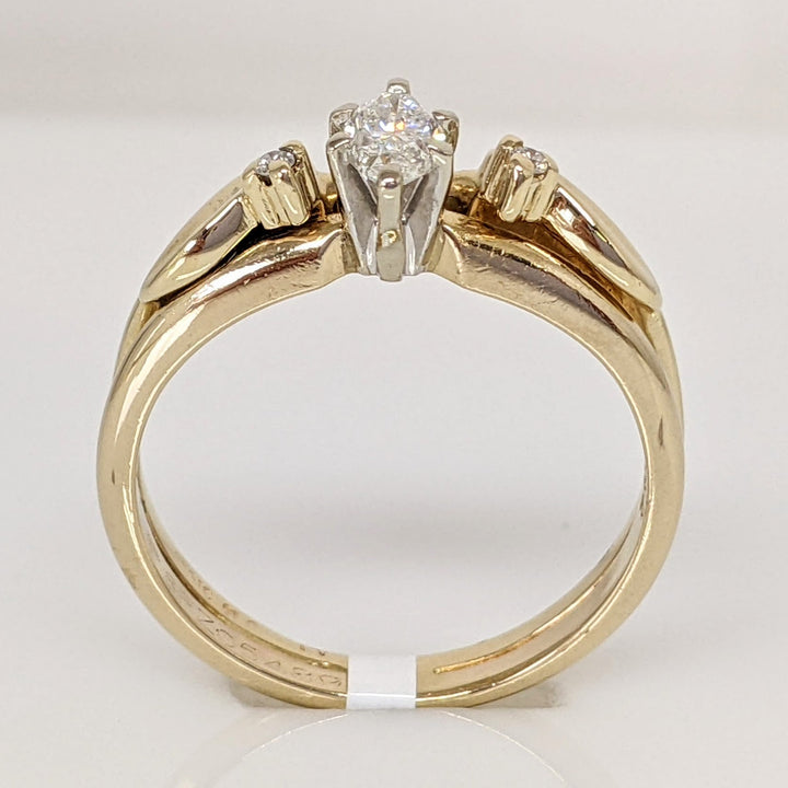 14K .28 CARAT TOTAL WEIGHT SI2 I DIAMOND MARQUISE CUT WITH (2) ROUND ESTATE SET 3.8 GRAMS