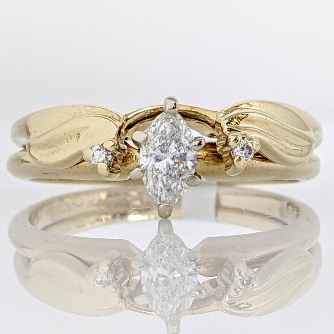 14K .28 CARAT TOTAL WEIGHT SI2 I DIAMOND MARQUISE CUT WITH (2) ROUND ESTATE SET 3.8 GRAMS