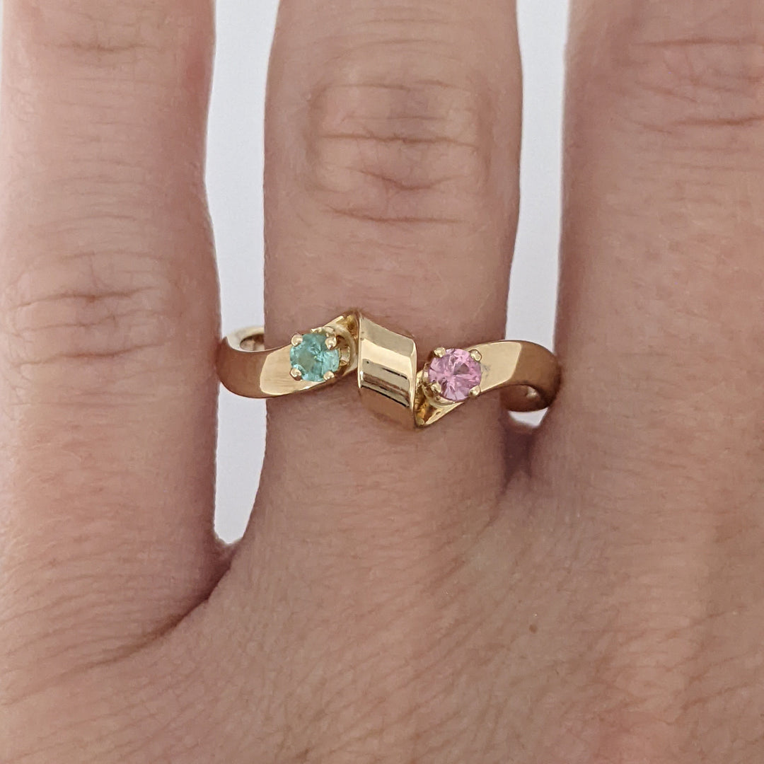 14K PINK/ GREEN TOURMALINE 2.7MM ROUND WAVY ESTATE BAND 2.6 GRAMS