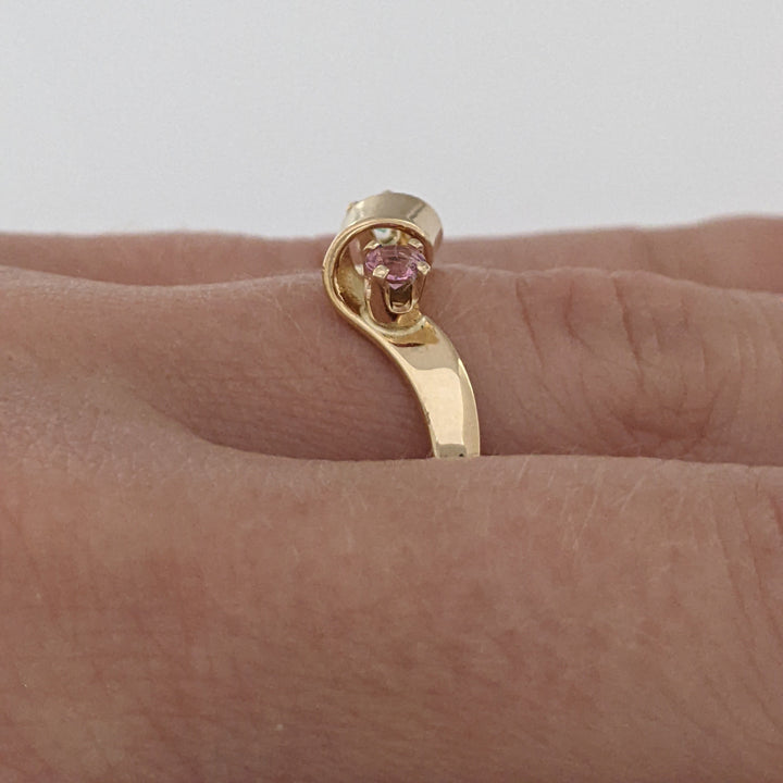 14K PINK/ GREEN TOURMALINE 2.7MM ROUND WAVY ESTATE BAND 2.6 GRAMS