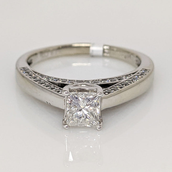 14K WHITE 1.13 CARAT TOTAL WEIGHT I1 G DIAMOND PRINCESS CUT WITH (48) ROUND MELEE ESTATE RING 4.7 GRAMS