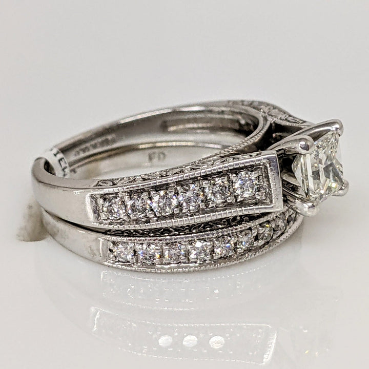 14K WHITE .95 CARAT TOTAL WEIGHT SI2 I DIAMOND PRINCESS CUT WITH (27) ROUND ESTATE RING/BAND SET 5.3 GRAMS