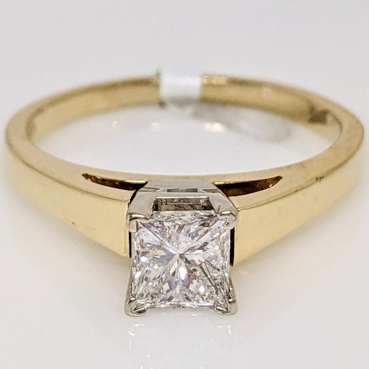 14K .63 CARAT TOTAL I1 E DIAMOND PRINCESS CUT SOLITAIRE ESTATE RING 2.9 GRAMS