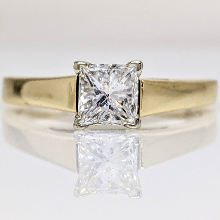 14K .63 CARAT TOTAL I1 E DIAMOND PRINCESS CUT SOLITAIRE ESTATE RING 2.9 GRAMS