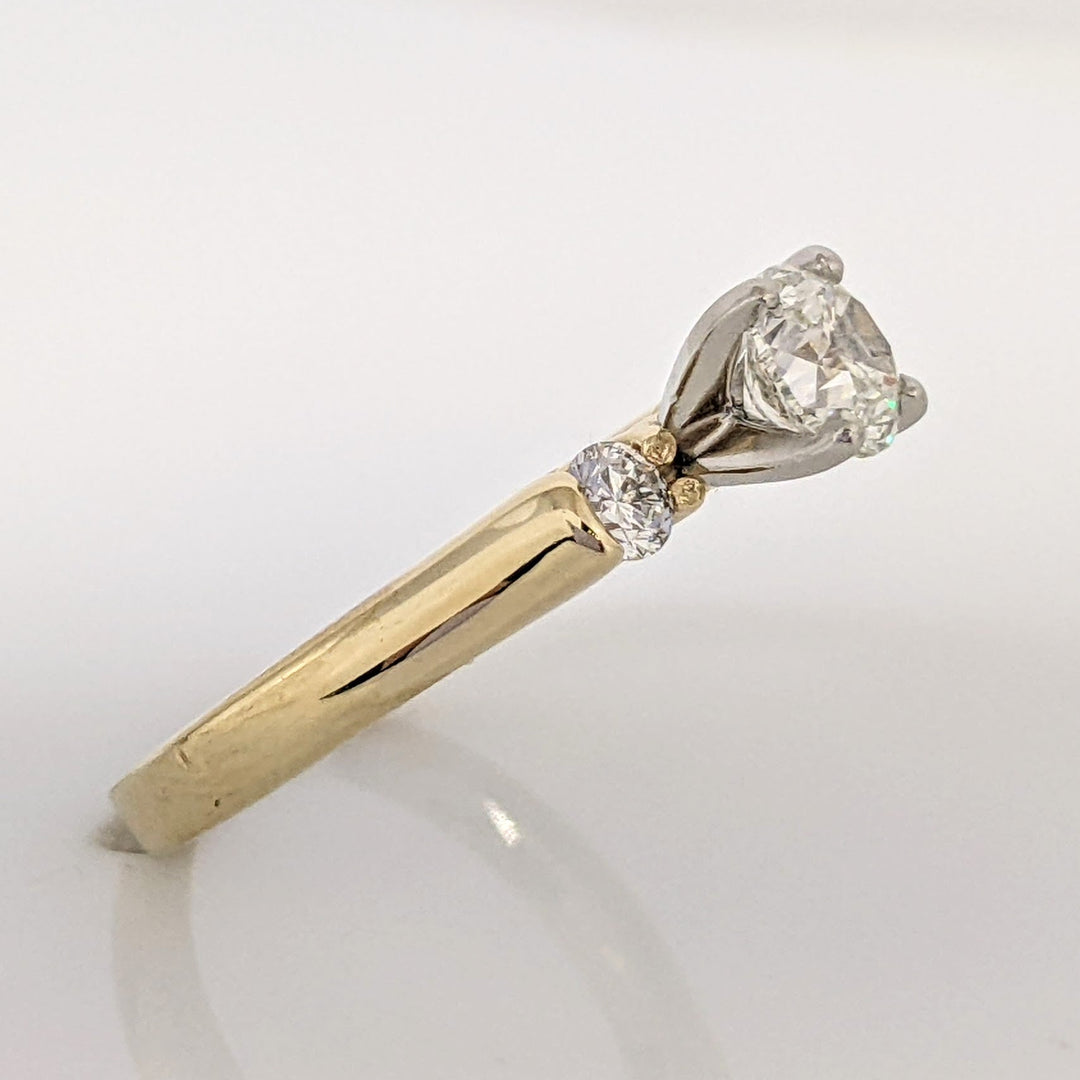 14K .90 CARAT TOTAL WEIGHT I H DIAMOND ROUND (3) TRINITY ESTATE RING 3.8 GRAMS