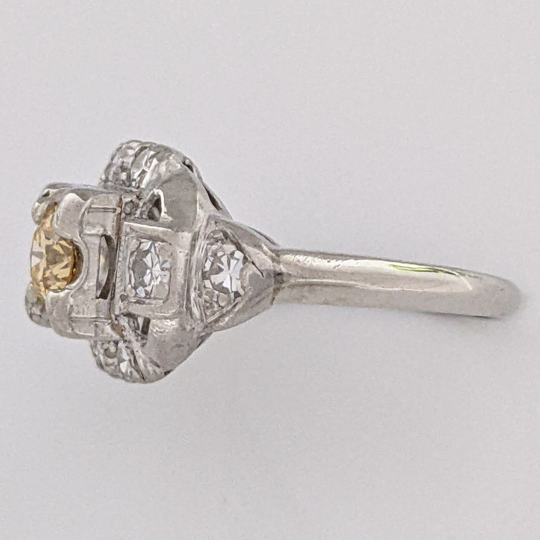 PLATINUM .56 CARAT TOTAL WEIGHT SI1-VS2 H/ YELLOW ESTATE RING 3.5 GRAMS