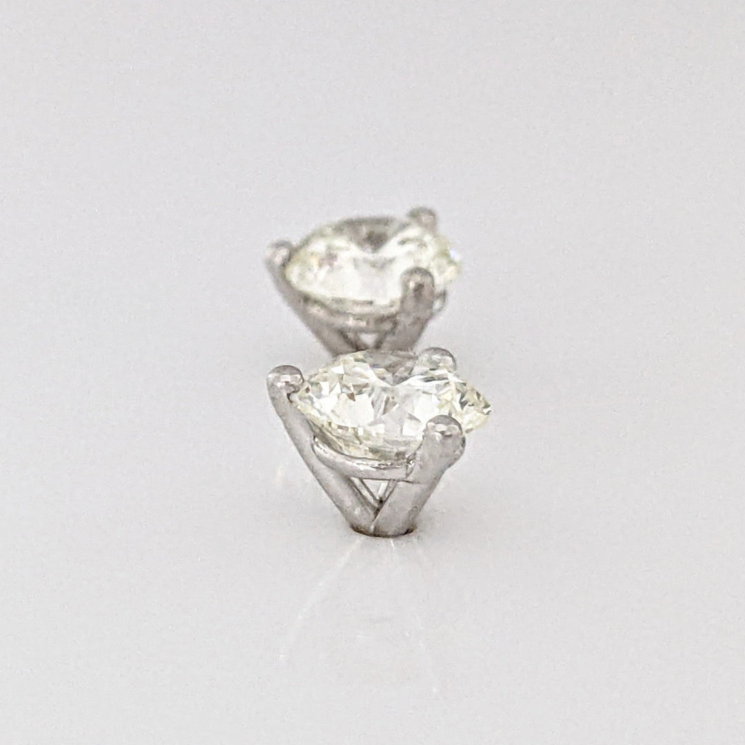 14K WHITE 1.44 CARAT TOTAL WEIGHT VS2 J-K DIAMOND ROUND (2) ESTATE MARTINI EARRINGS 1.2 GRAMS