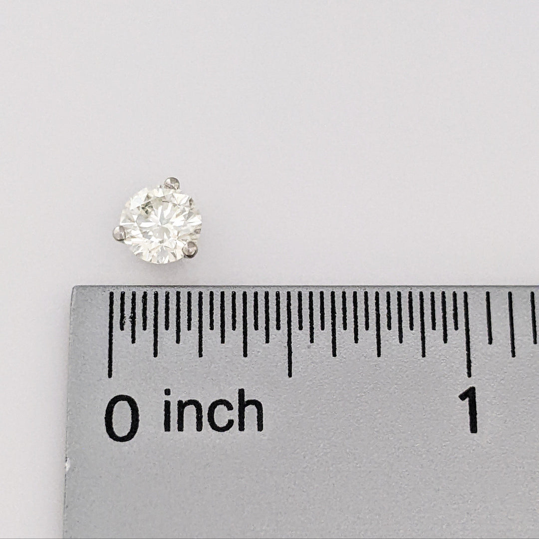 14K WHITE 1.44 CARAT TOTAL WEIGHT VS2 J-K DIAMOND ROUND (2) ESTATE MARTINI EARRINGS 1.2 GRAMS