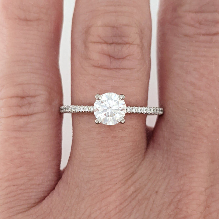 14K WHITE .76 CARAT TOTAL WEIGHT VS2 H DIAMOND ROUND (23) ESTATE RING 1.8 GRAMS