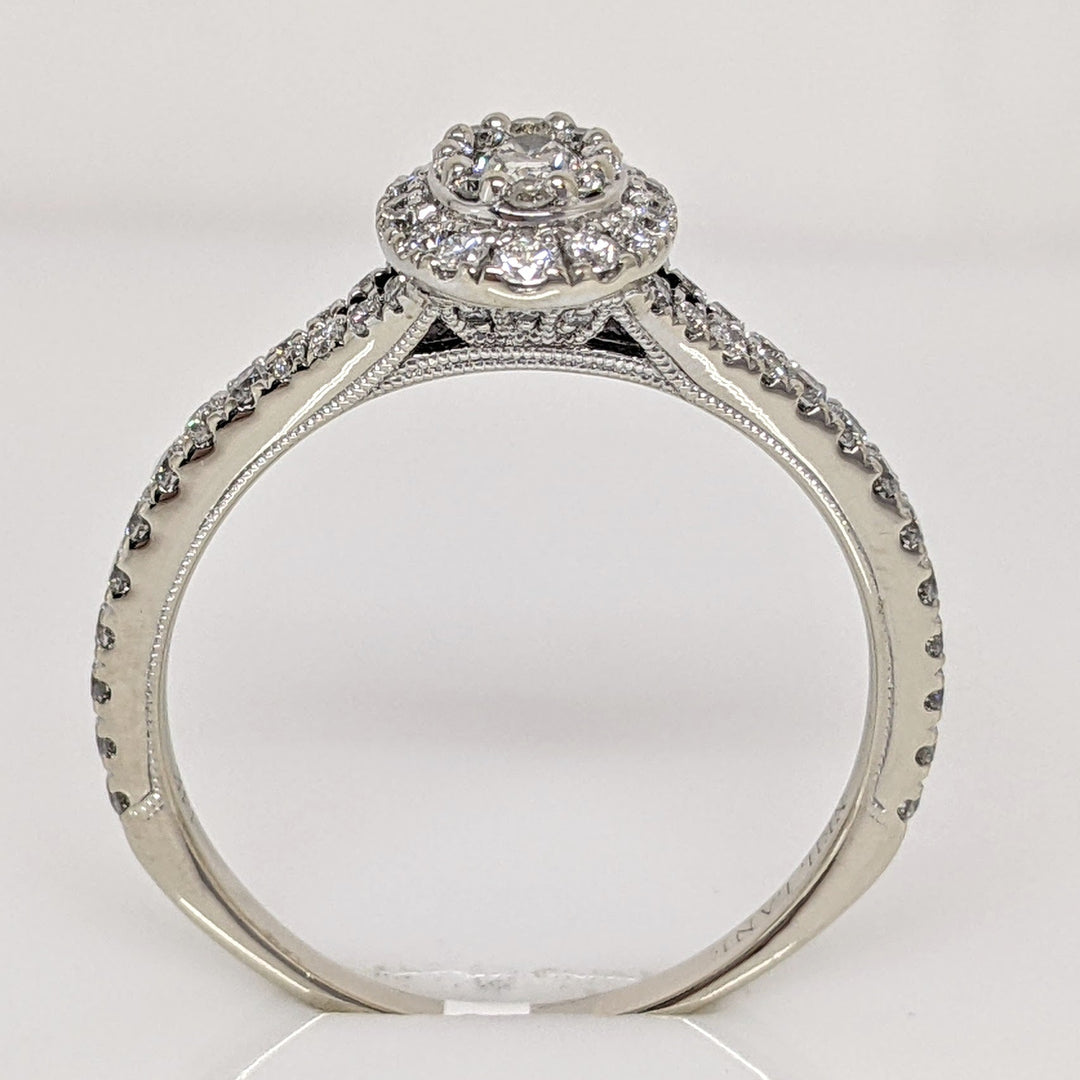 14K WHITE 1.00 CARAT TOTAL WEIGHT SI1 H DIAMOND OVAL (1) ROUND (66) NEIL LANE ESTATE RING 3.4 GRAMS