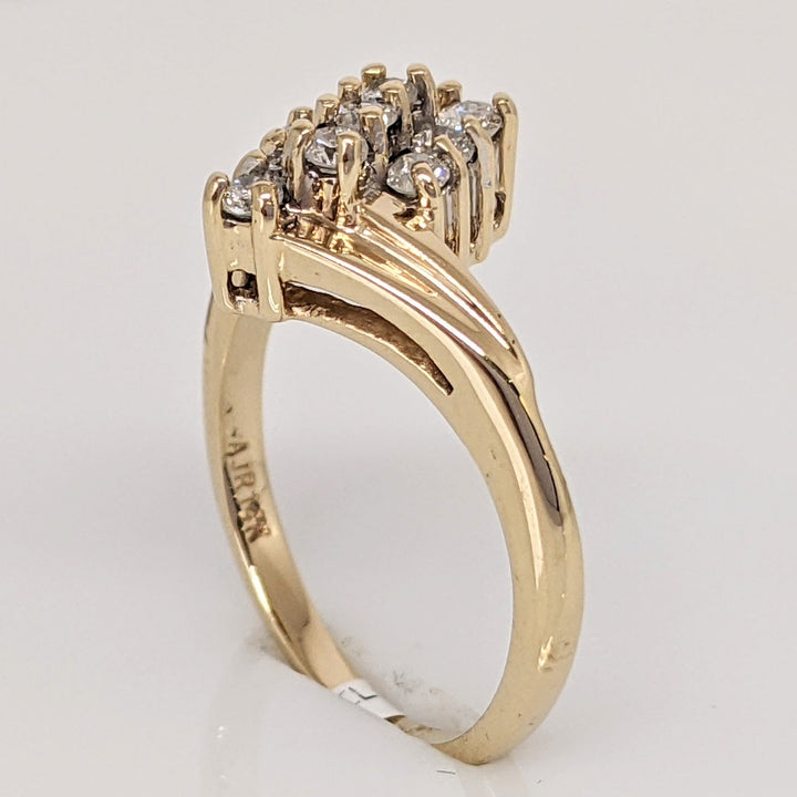 14K .25 CARAT TOTAL WEIGHT I1 I DIAMOND ROUND (9) ESTATE CLUSTER RING 2.8 GRAMS