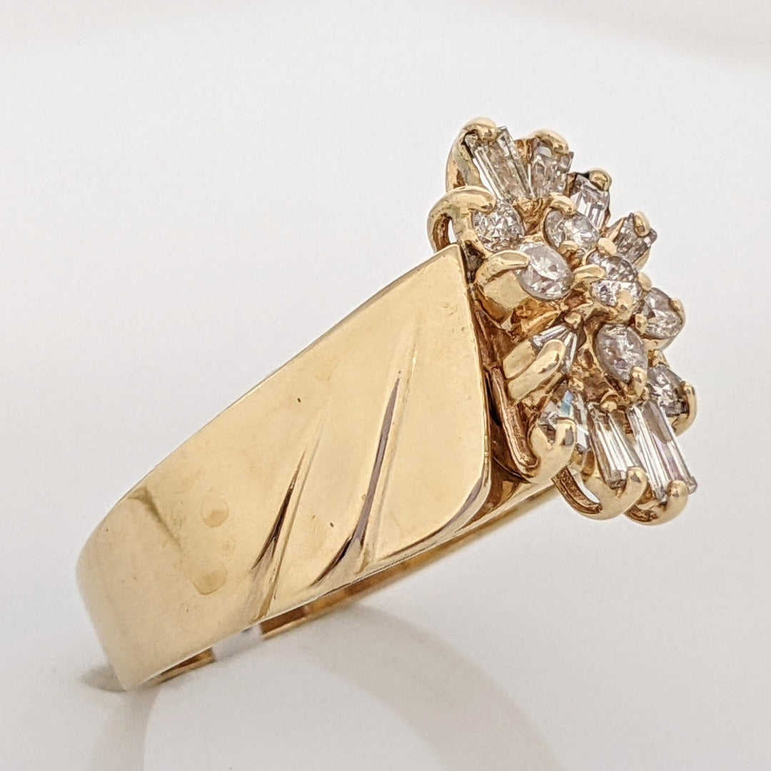 14K .50 CARAT TOTAL WEIGHT I1 G DIAMOND ROUND (7) BAGUETTE (8) CLUSTER ESTATE RING 5.8 GRAMS