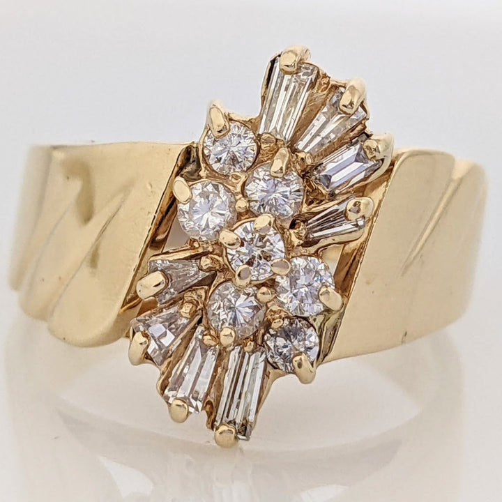 14K .50 CARAT TOTAL WEIGHT I1 G DIAMOND ROUND (7) BAGUETTE (8) CLUSTER ESTATE RING 5.8 GRAMS
