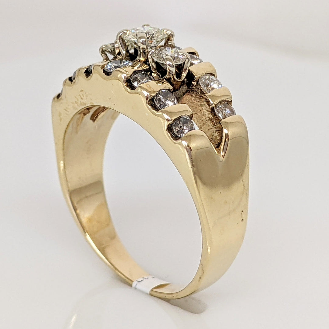 14K 1.09 CARAT TOTAL WEIGHT SI2-I1 H-I DIAMOND ROUND (17) TRINITY STYLE ESTATE RING 7.4 GRAMS