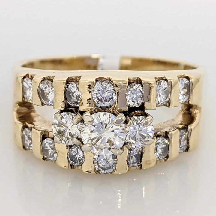 14K 1.09 CARAT TOTAL WEIGHT SI2-I1 H-I DIAMOND ROUND (17) TRINITY STYLE ESTATE RING 7.4 GRAMS