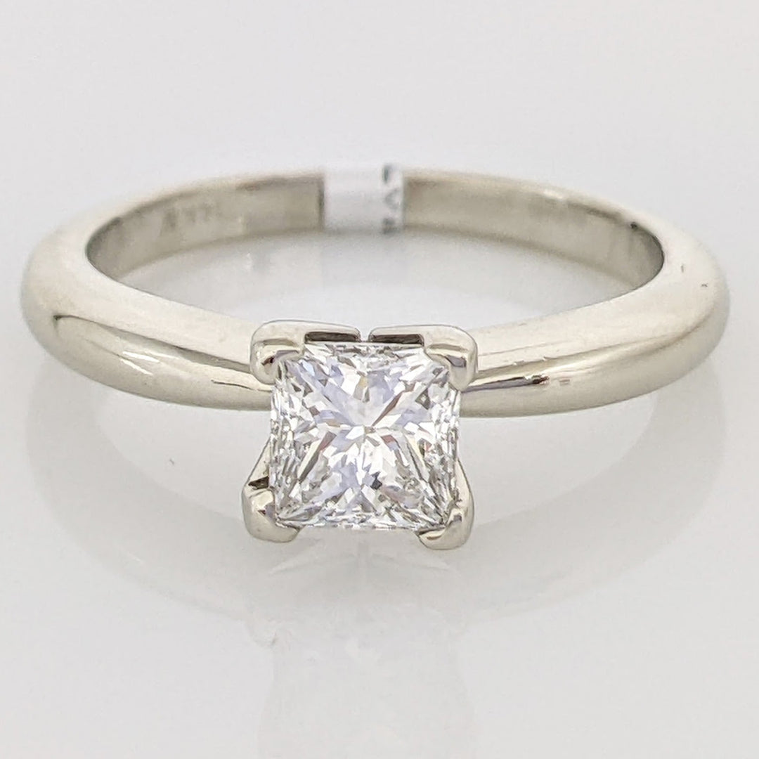 14K WHITE .66 CARAT TOTAL VS2 F DIAMOND PRINCESS CUT SOLITAIRE ESTATE RING 2.9 GRAMS