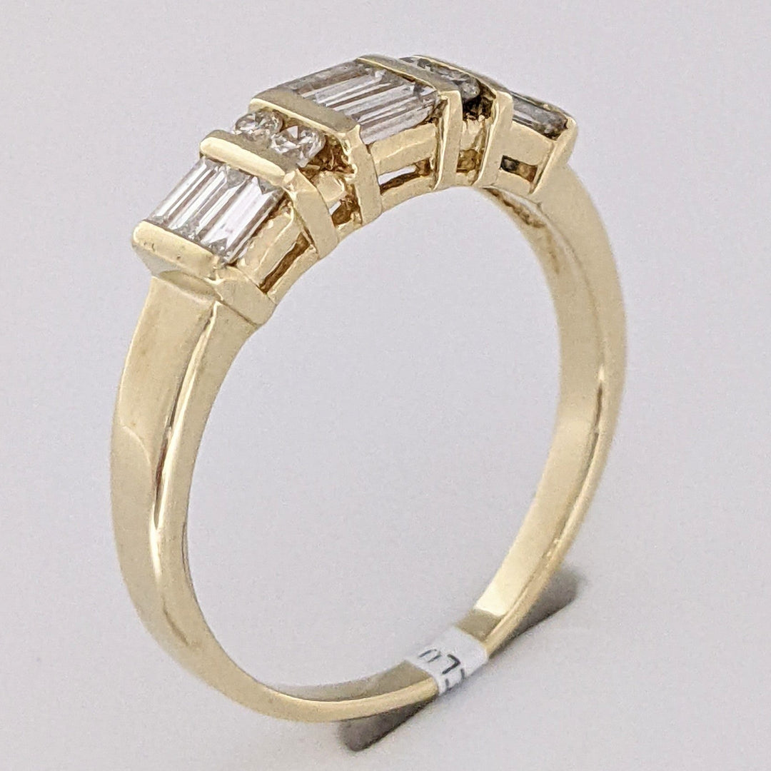 14K .84 CARAT TOTAL WEIGHT SI1 H DIAMOND ROUND (4) BAGUETTE CUT (9) ESTATE BAND 3.5 GRAMS