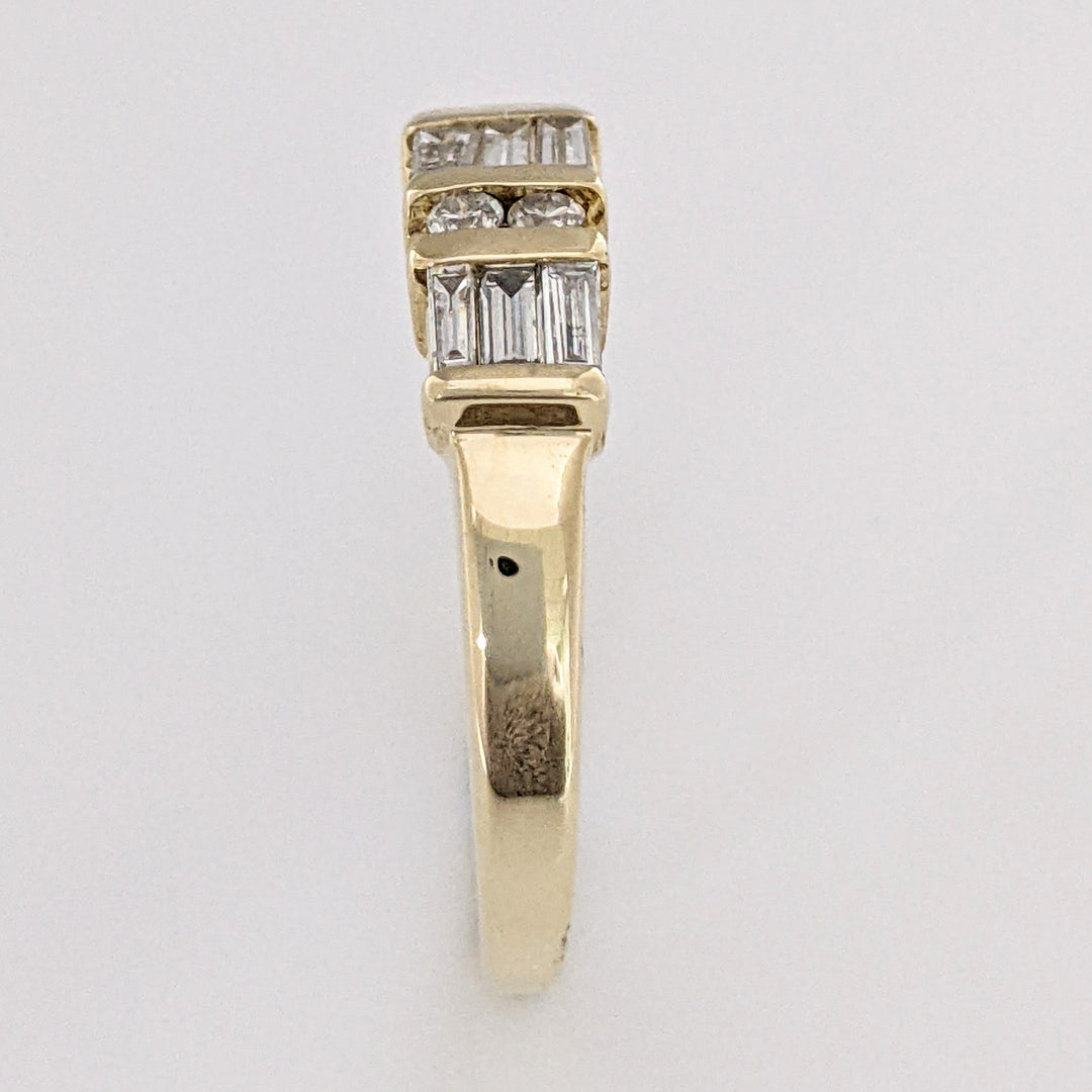 14K .84 CARAT TOTAL WEIGHT SI1 H DIAMOND ROUND (4) BAGUETTE CUT (9) ESTATE BAND 3.5 GRAMS