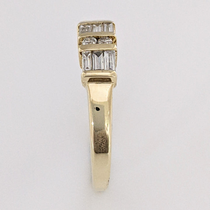 14K .84 CARAT TOTAL WEIGHT SI1 H DIAMOND ROUND (4) BAGUETTE CUT (9) ESTATE BAND 3.5 GRAMS