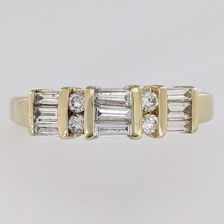 14K .84 CARAT TOTAL WEIGHT SI1 H DIAMOND ROUND (4) BAGUETTE CUT (9) ESTATE BAND 3.5 GRAMS