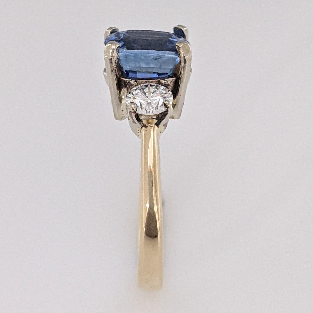 14K CEYLON SAPPHIRE "AA" CUSHION CUT 2.25 CARAT TOTAL WITH .45 DIAMOND TOTAL WEIGHT ESTATE RING 3.2 GRAMS