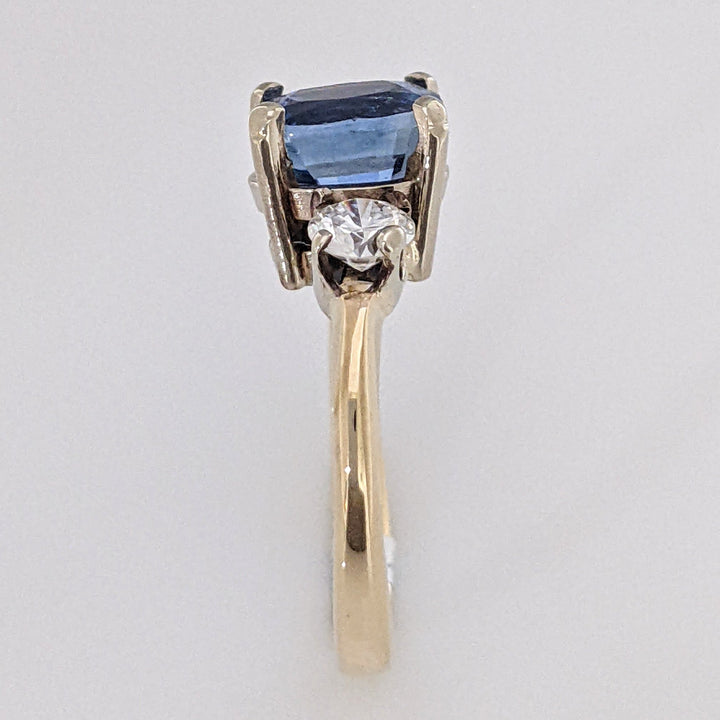 14K CEYLON SAPPHIRE "AA" CUSHION CUT 2.25 CARAT TOTAL WITH .45 DIAMOND TOTAL WEIGHT ESTATE RING 3.2 GRAMS