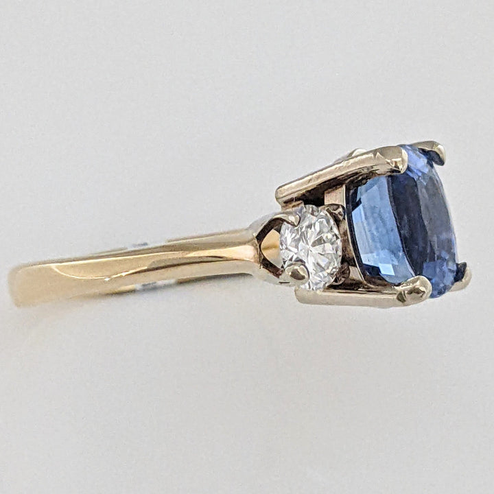 14K CEYLON SAPPHIRE "AA" CUSHION CUT 2.25 CARAT TOTAL WITH .45 DIAMOND TOTAL WEIGHT ESTATE RING 3.2 GRAMS