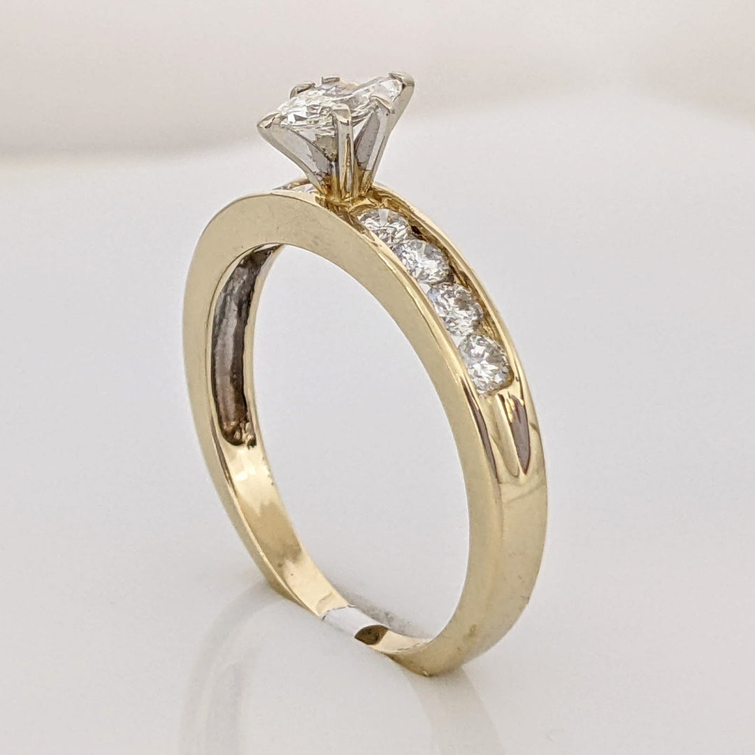 14K .65 CARAT TOTAL WEIGHT SI2 H DIAMOND MARQUISE WITH (8) ROUND ESTATE RING 2.7 GRAMS