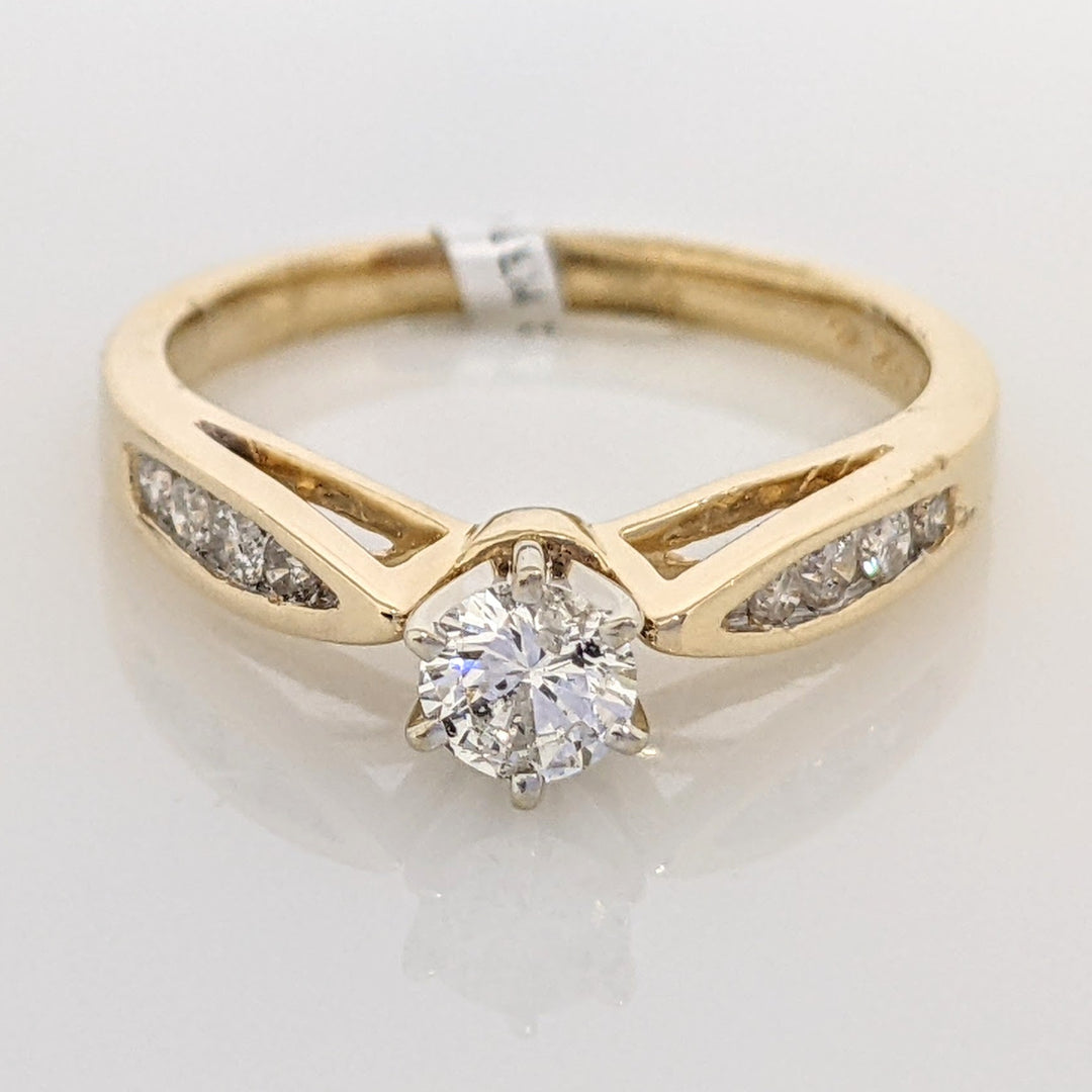 14K .51 CARAT TOTAL WEIGHT I1-I2 DIAMOND ROUND (9) ESTATE RING 3.0 GRAMS