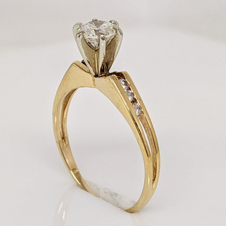 14K .55 CARAT TOTAL I1 G DIAMOND ROUND (7) ESTATE RING 2.2 GRAMS