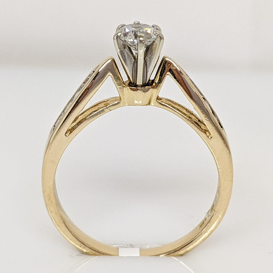 14K .73 CARAT TOTAL WEIGHT I1 G DIAMOND ROUND (9) ESTATE RING 3.2 GRAMS
