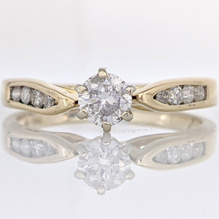 14K .73 CARAT TOTAL WEIGHT I1 G DIAMOND ROUND (9) ESTATE RING 3.2 GRAMS