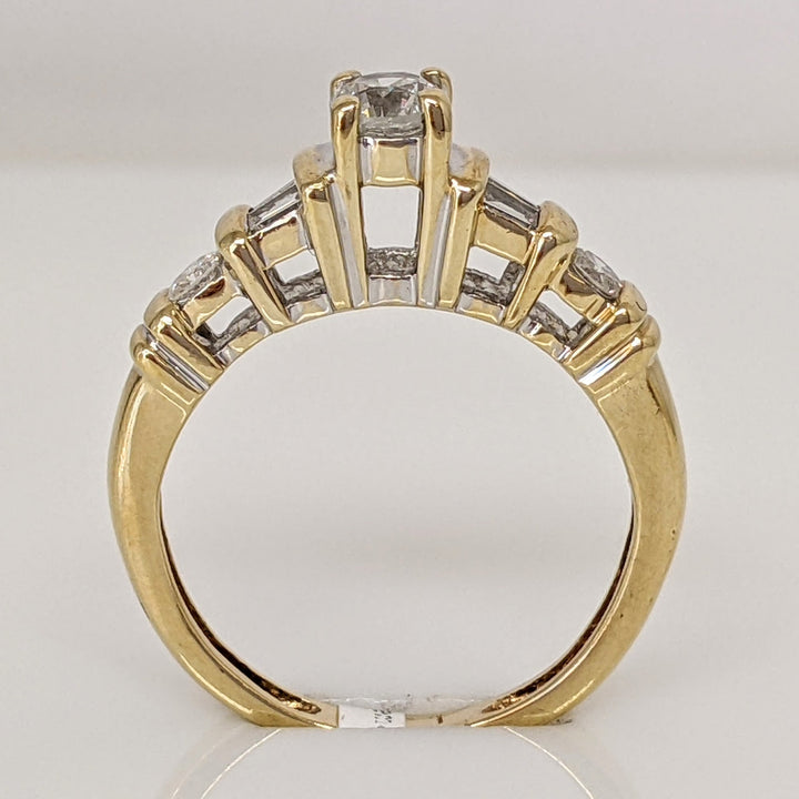 14K .50 CARAT TOTAL WEIGHT I1 G DIAMOND ROUND (3) BAGUETTE (4) ESTATE RING 2.6 GRAMS