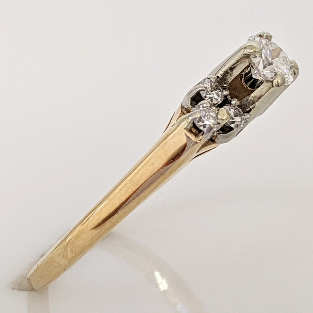 14K .36 CARAT TOTAL WEIGHT I1 H DIAMOND ROUND (7) ESTATE RING 2.6 GRAMS