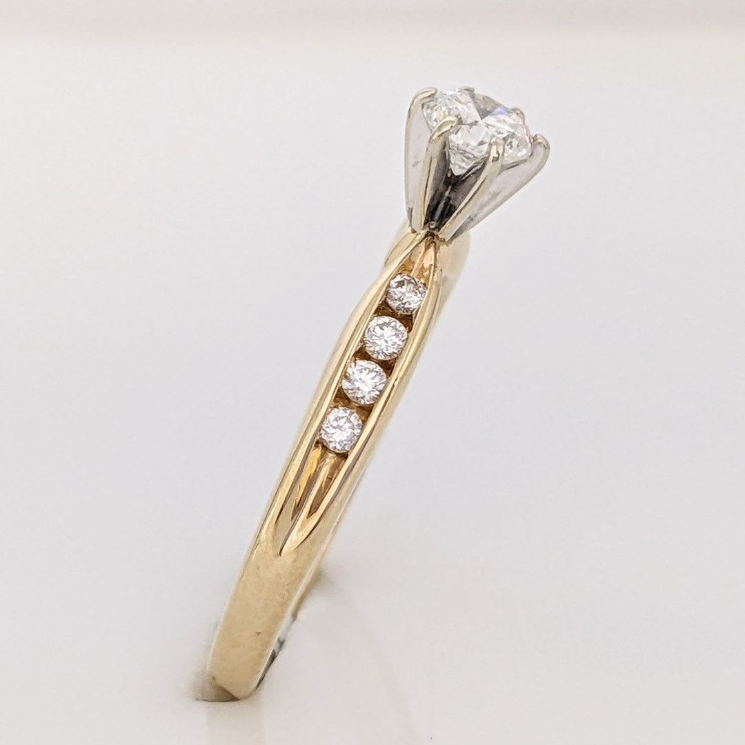 14K .33 CARAT TOTAL WEIGHT DIAMOND ROUND (9) ESTATE RING 2.2 GRAMS