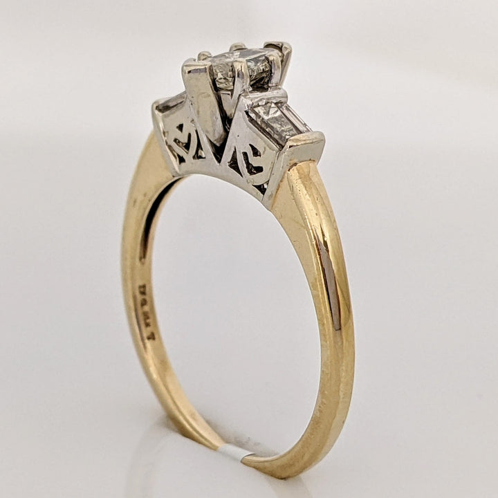 14K .50 CARAT TOTAL WEIGHT SI3 J DIAMOND MARQUISE CUT WITH (4) BAGUETTE CUT ESTATE RING