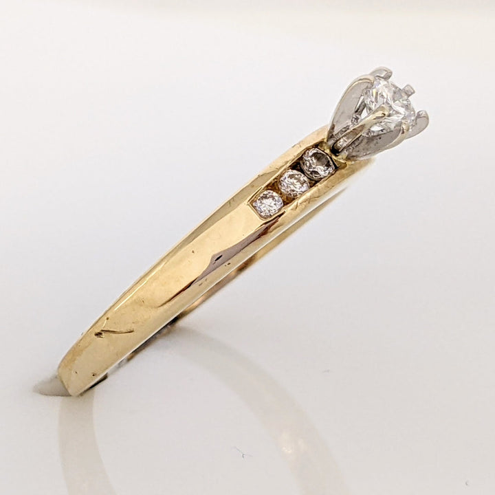 14K .27 CARAT TOTAL WEIGHT SI2 I DIAMOND ROUND (7) ESTATE RING 3.0 GRAMS