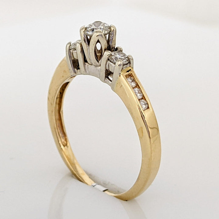 14K .37 CARAT TOTAL WEIGHT I1 J DIAMOND ROUND (9) TRINITY ESTATE RING 2.8 GRAMS