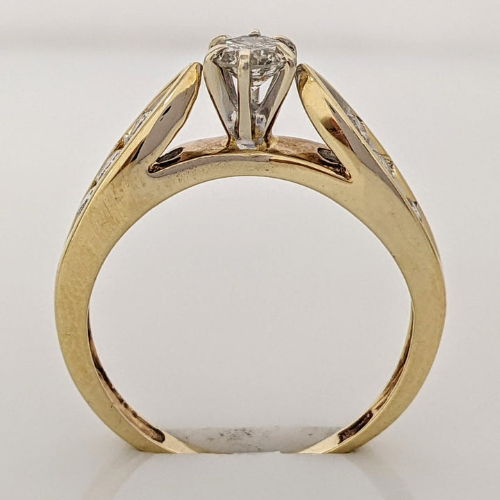 14K .39 CARAT TOTAL WEIGHT I1 I DIAMOND ROUND (7) ESTATE RING 2.6 GRAMS