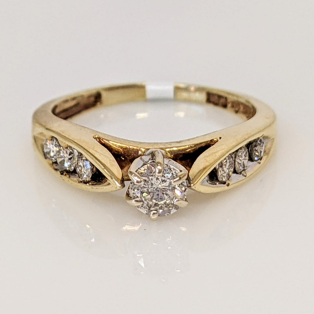 14K .39 CARAT TOTAL WEIGHT I1 I DIAMOND ROUND (7) ESTATE RING 2.6 GRAMS