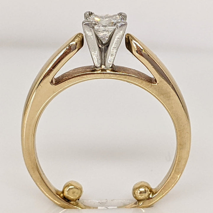 14K .43 CARAT TOTAL WEIGHT I1 G DIAMOND PRINCESS CUT SOLITAIRE ESTATE RING 4.4 GRAMS