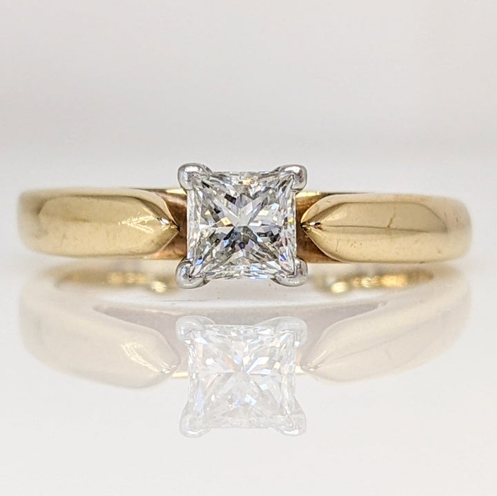 14K .43 CARAT TOTAL WEIGHT I1 G DIAMOND PRINCESS CUT SOLITAIRE ESTATE RING 4.4 GRAMS