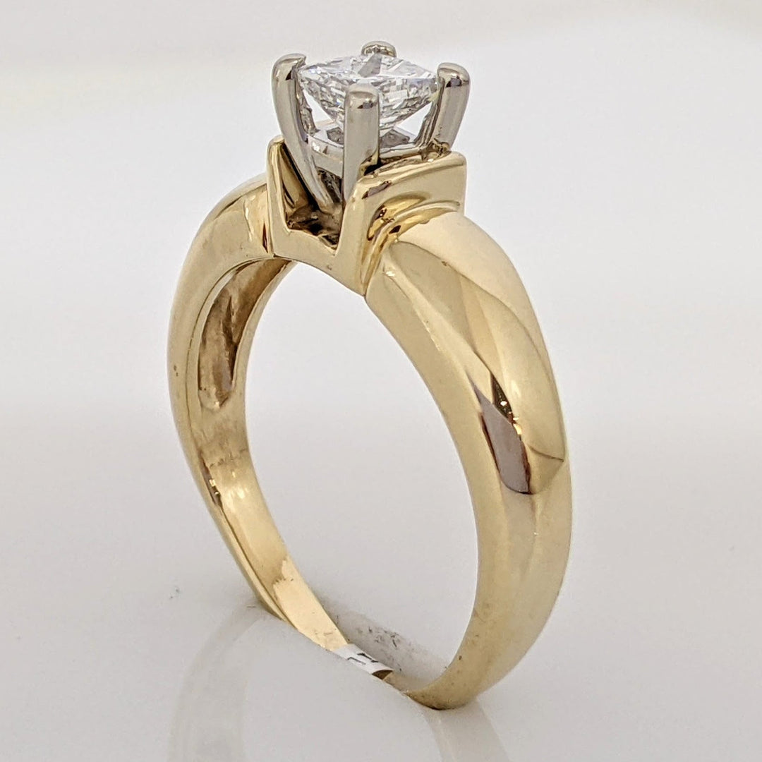 14K .54 CARAT TOTAL I1 E DIAMOND PRINCESS CUT SOLITAIRE ESTATE RING 2.7 GRAMS